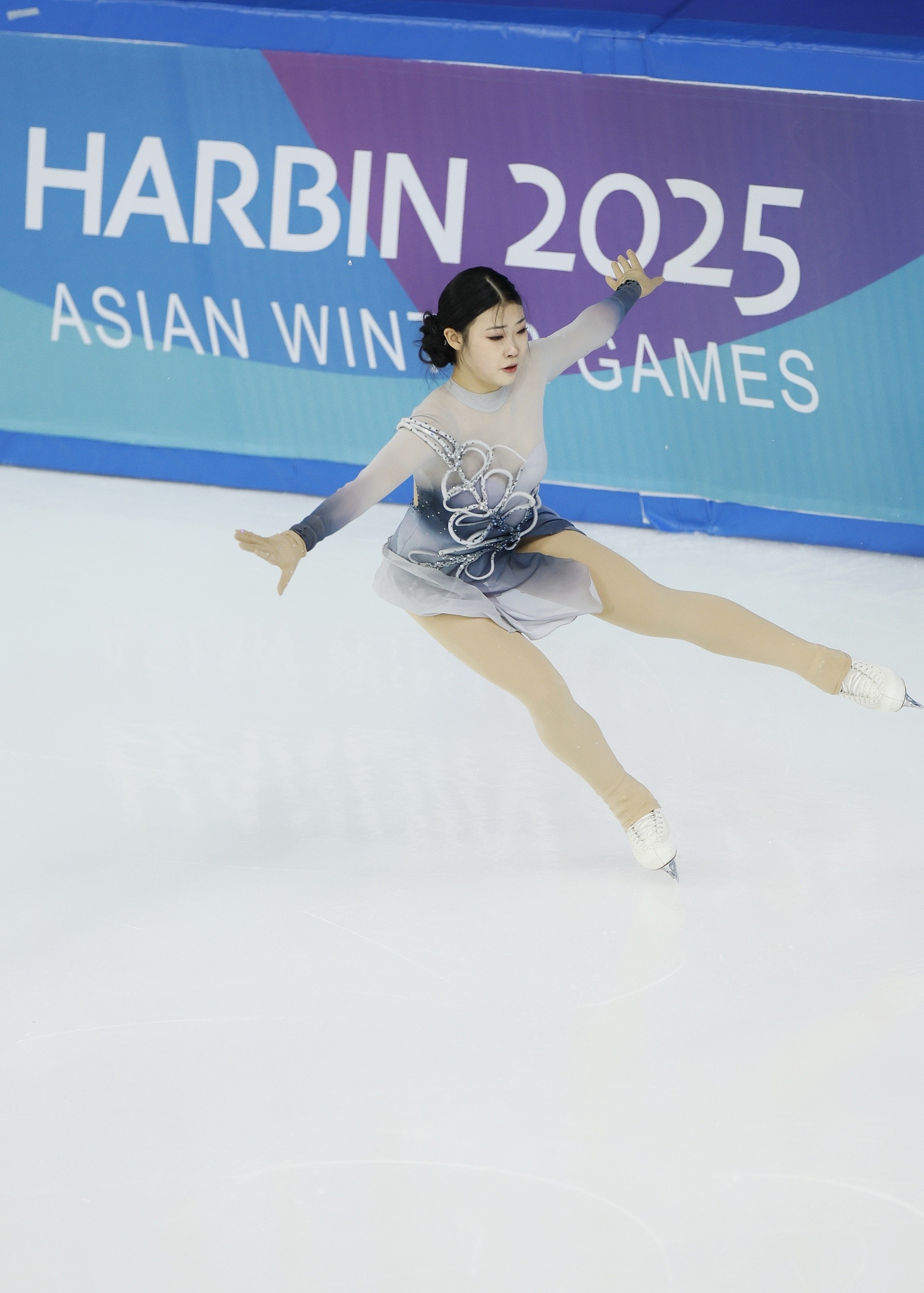 包含花样滑冰：中国选手携手晋级的词条