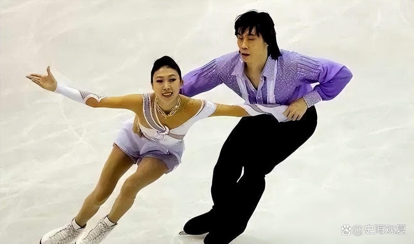 包含花样滑冰：中国选手携手晋级的词条
