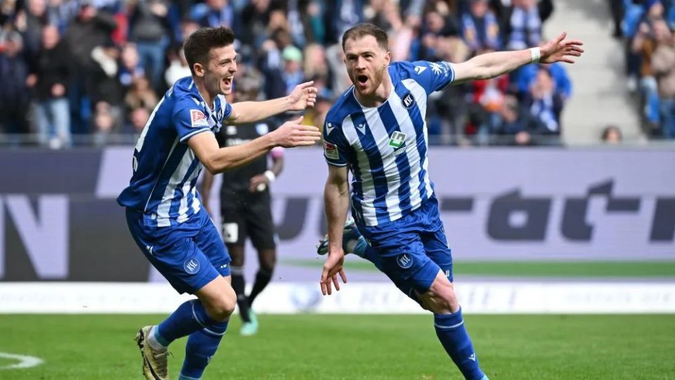 关于卡尔斯鲁厄实现主场扳平，保持不败记录的信息