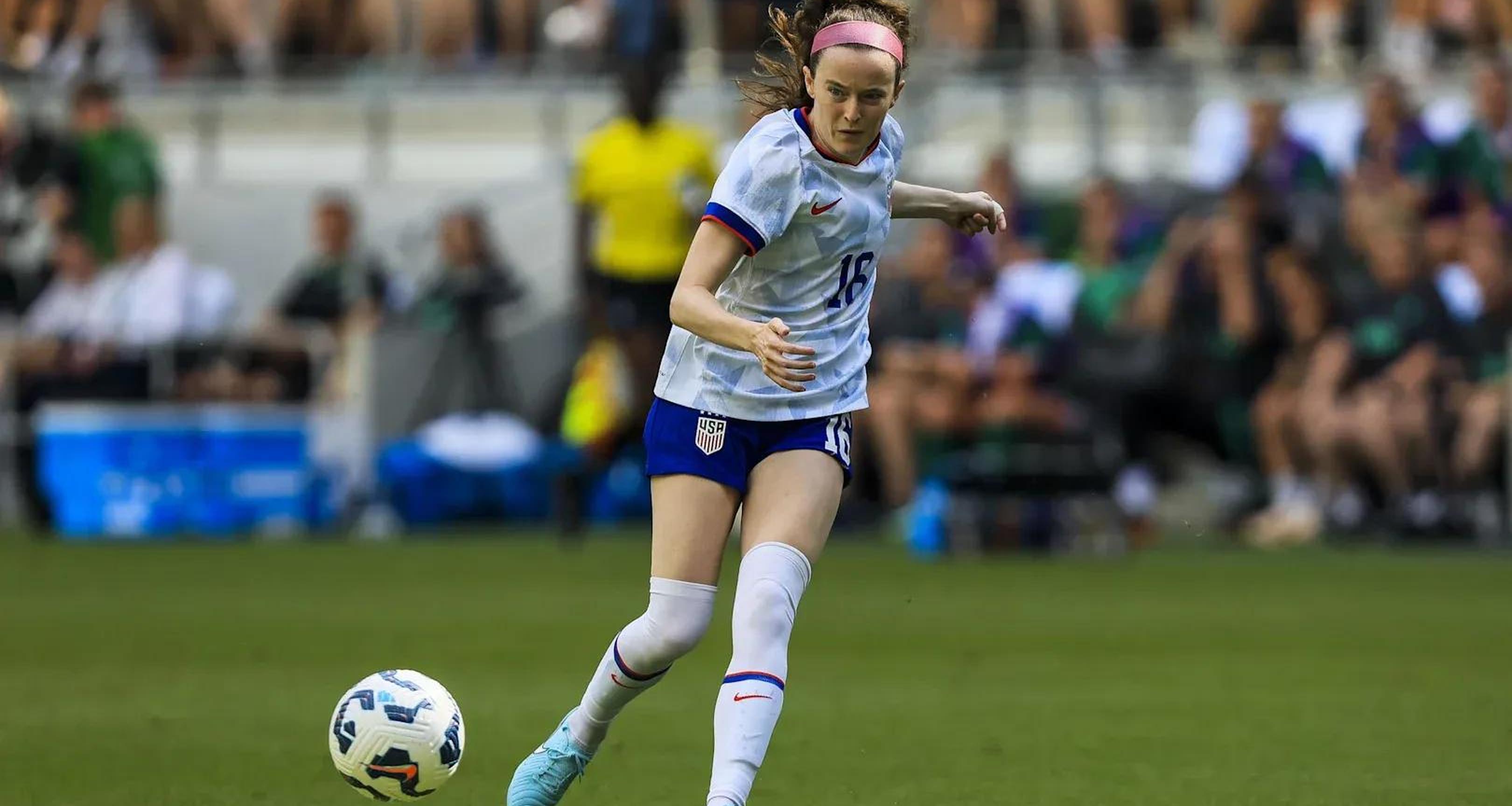 乐鱼体育app下载-加拿大女足运动员跻身国际赛事榜首