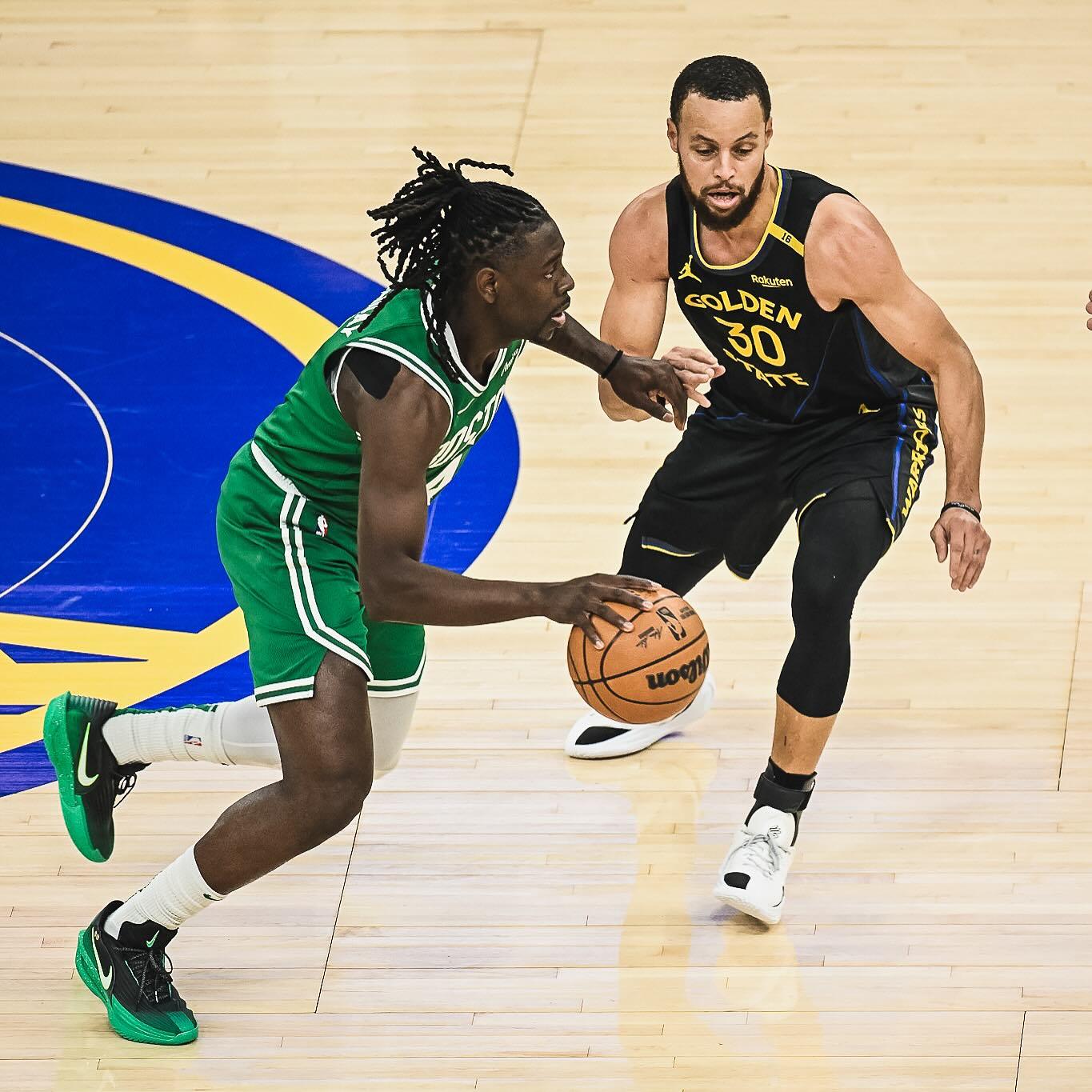 乐鱼体育在线-凯尔特人客场大胜，实现胜利保持连胜