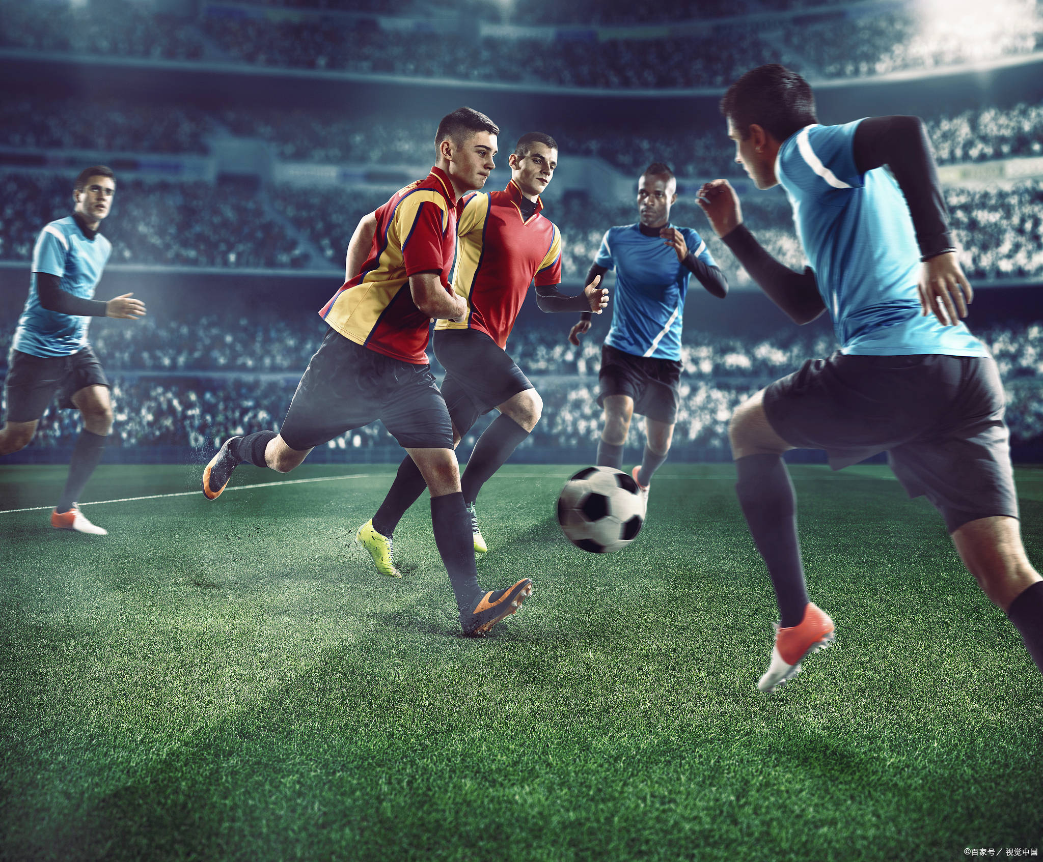 足球职业联赛的精彩程度逐渐升温,势不可挡 足球职业联赛的精彩程度逐渐升温,势不可挡