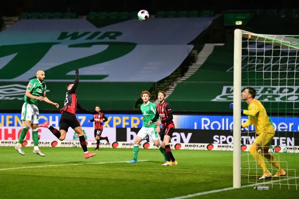 法兰克福主场告捷，坚持不败纪录的简单介绍