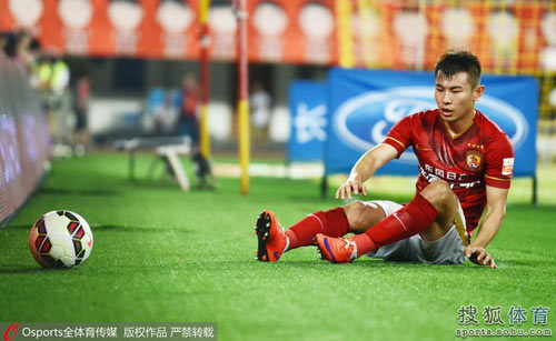 乐鱼体育登录入口-关于江苏舜天主场战胜重庆力帆，积分追赶的信息