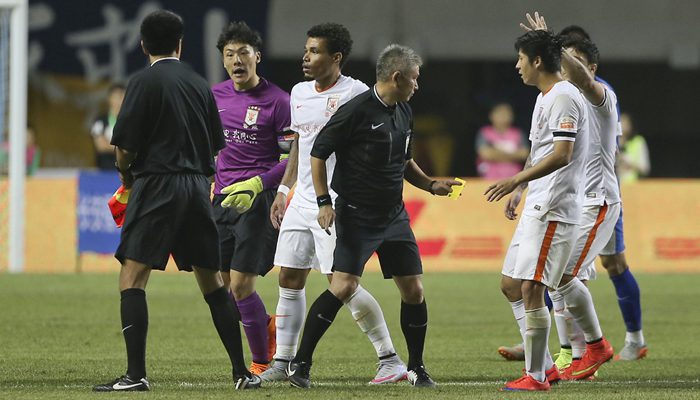 关于江苏舜天主场战胜重庆力帆，积分追赶的信息